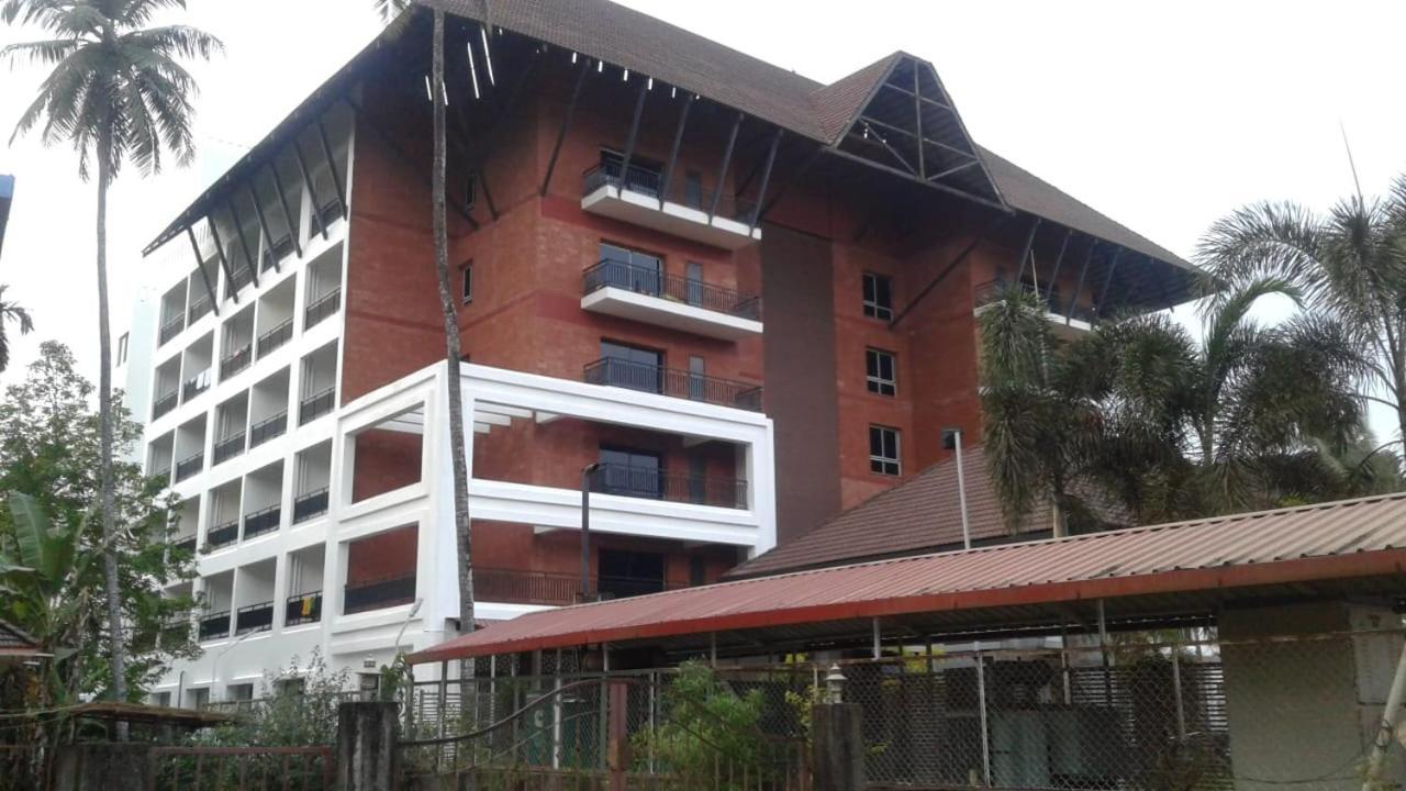 Rns One Hotel Subrahmanya Exterior photo